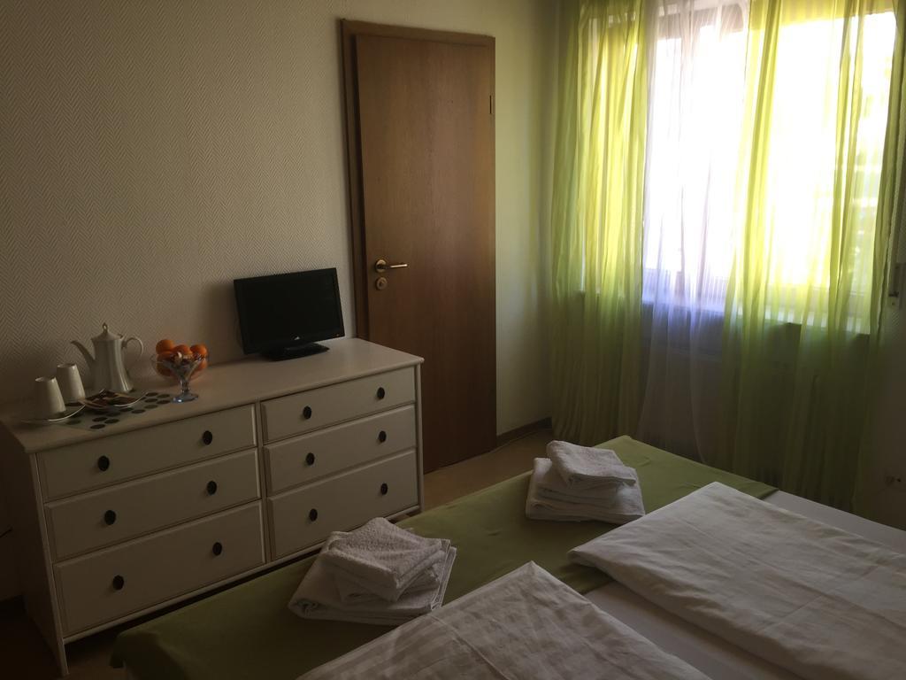 Motels21 Sersheim Номер фото